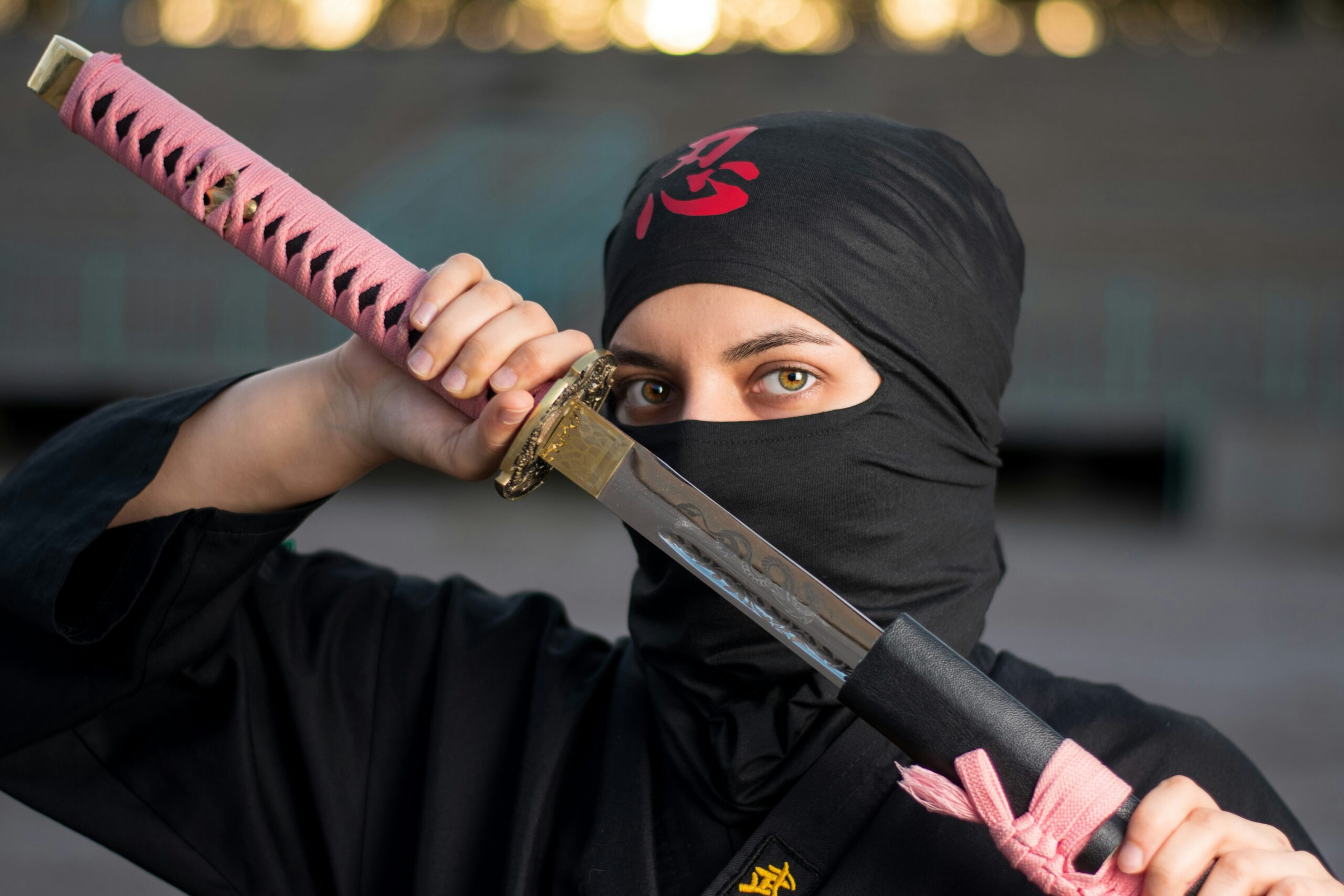 Lwedninja: The Art of Stealth and Strategy