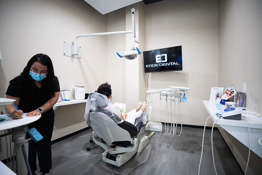 Dental Implants Near Me: Regain Your Smile and Confidence in Houston
