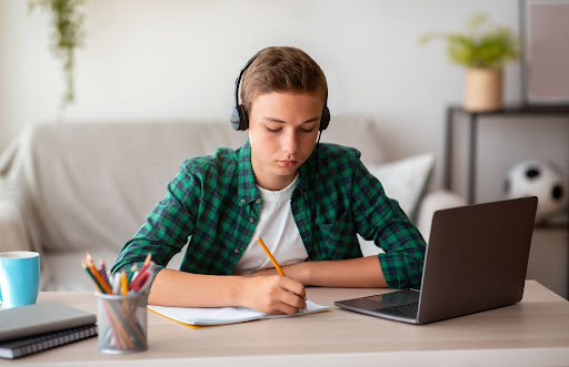 Online Tutoring: How to Help Your Middle Schooler Understand Physics