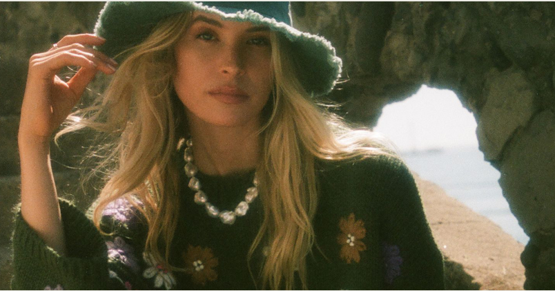 Seasonal Styling: How to Wear Pearls in Summer vs Winter